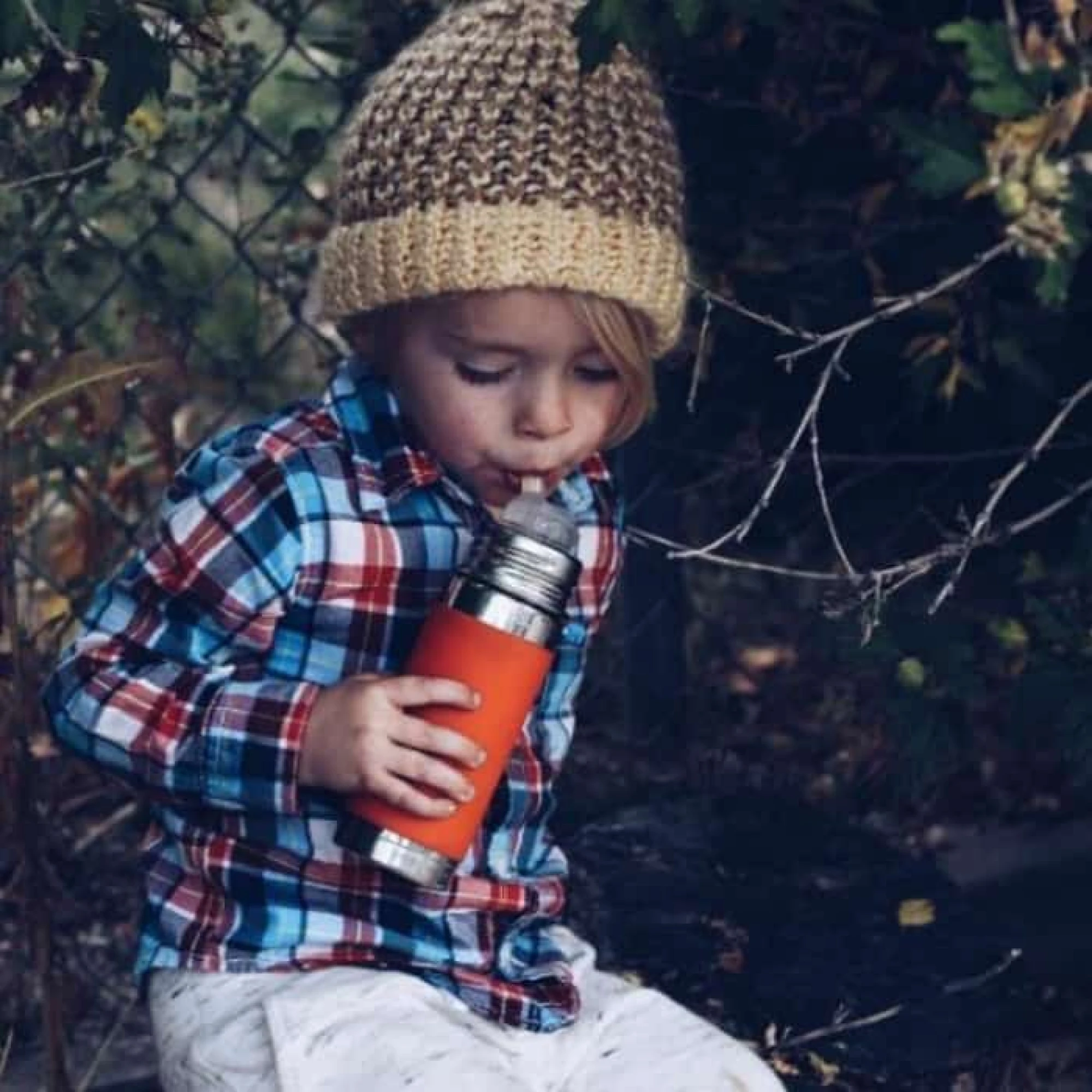 Pura Kiki® 9oz Insulated Bottle (Straw /AquaSwirl  Sleeve)