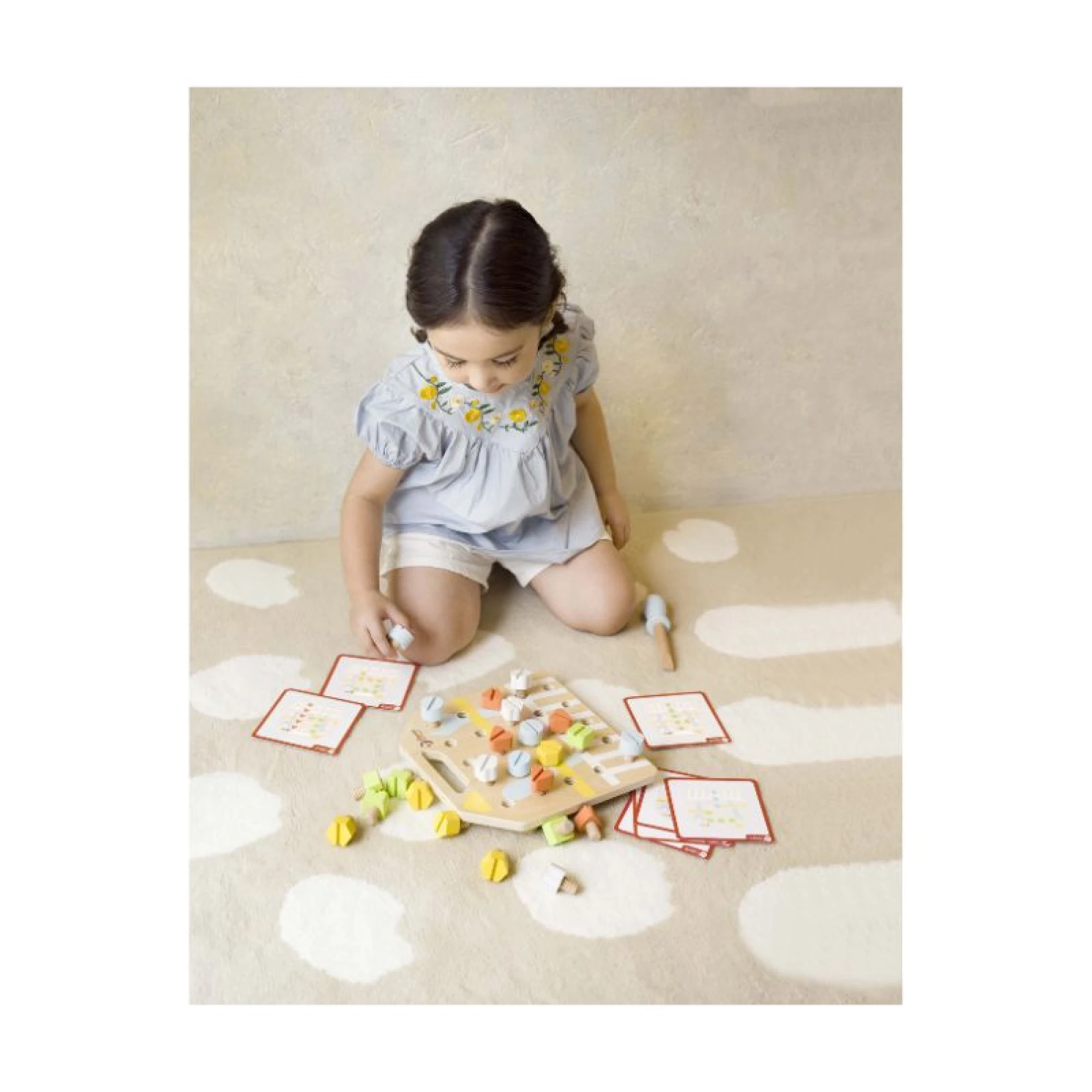Classic World Toys Screw Board