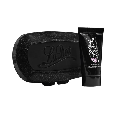 La Dot Cosmetics Kit