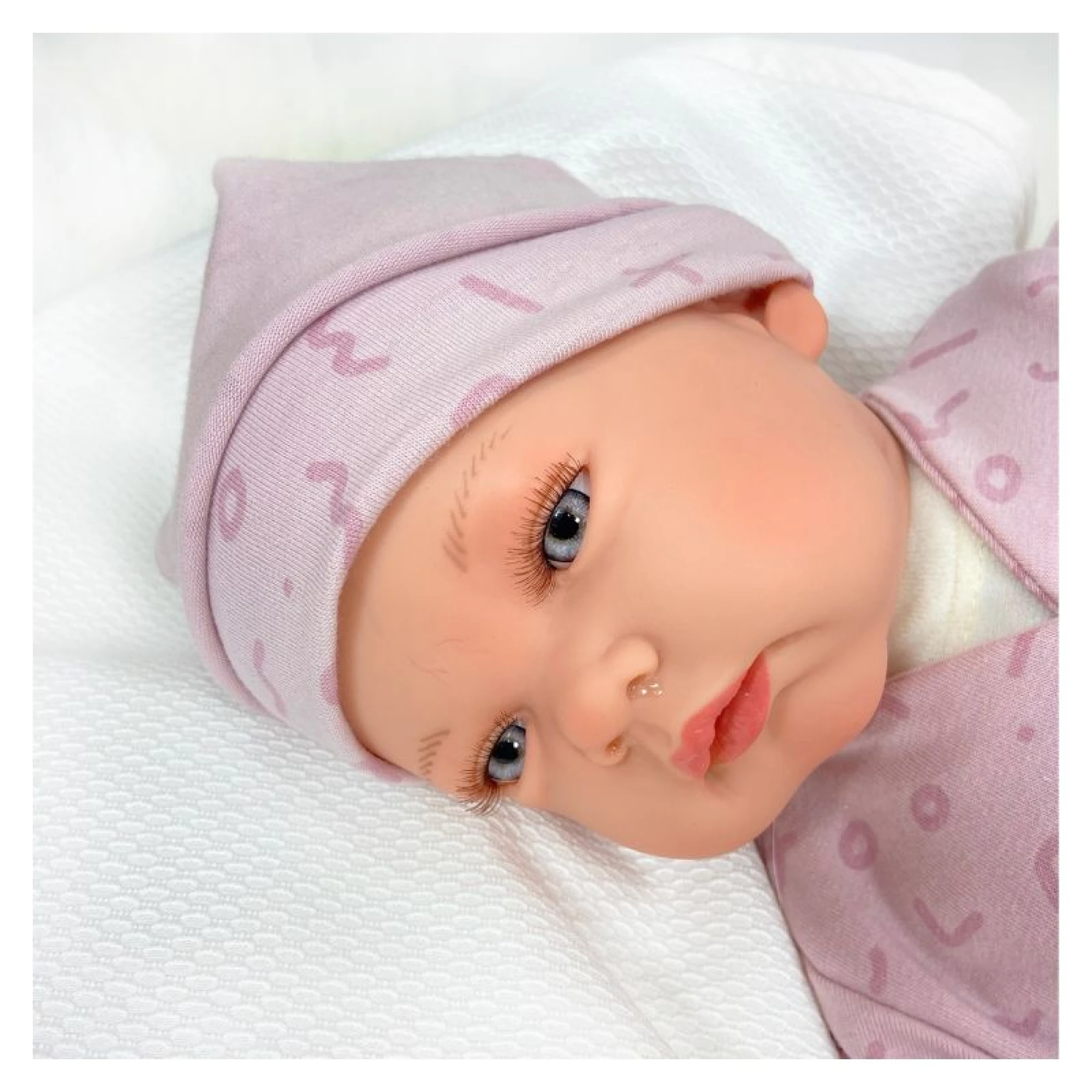 Nines D'Onil Celia Premium Reborn Doll Case - Mallow