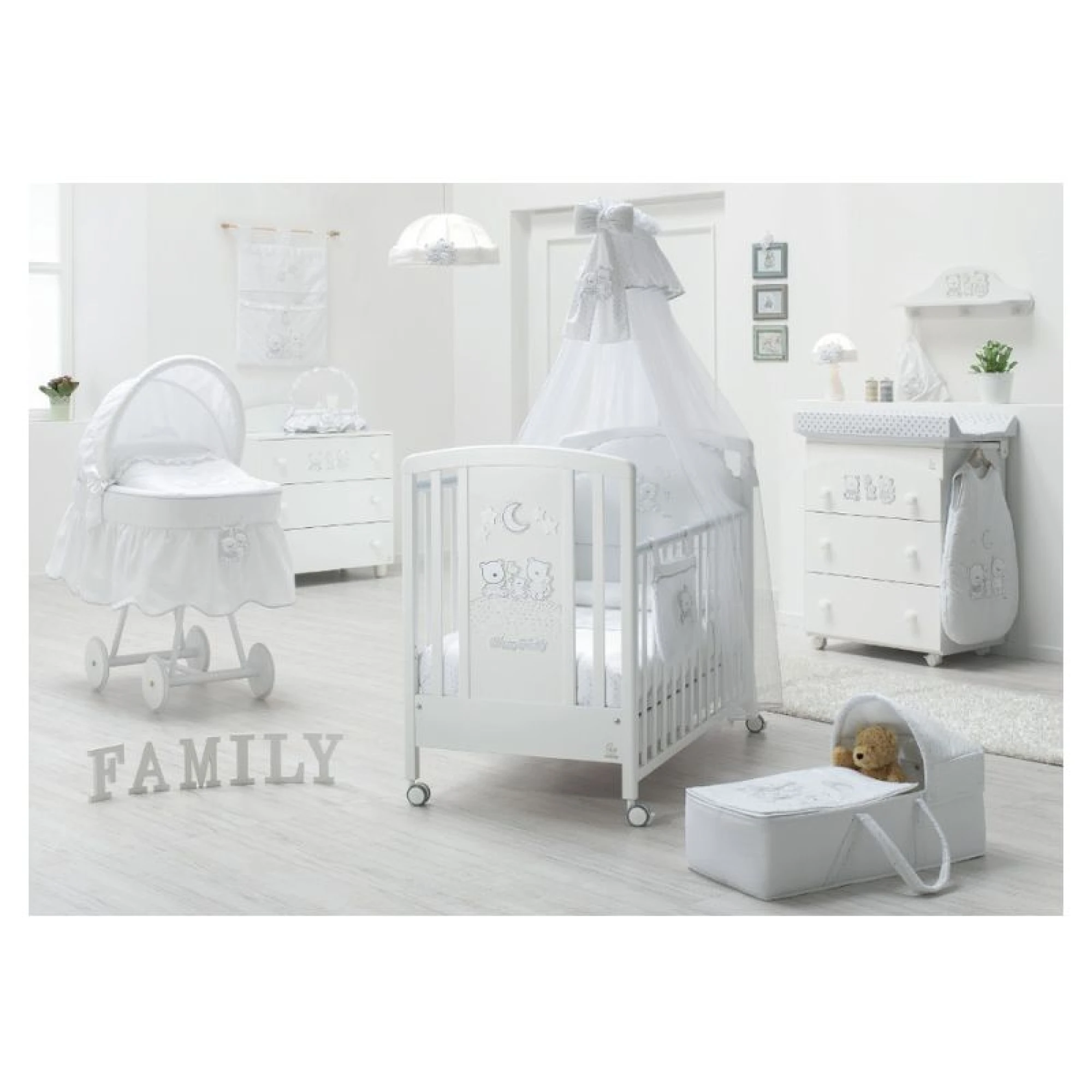 Italbaby Happy Family Baby cot
