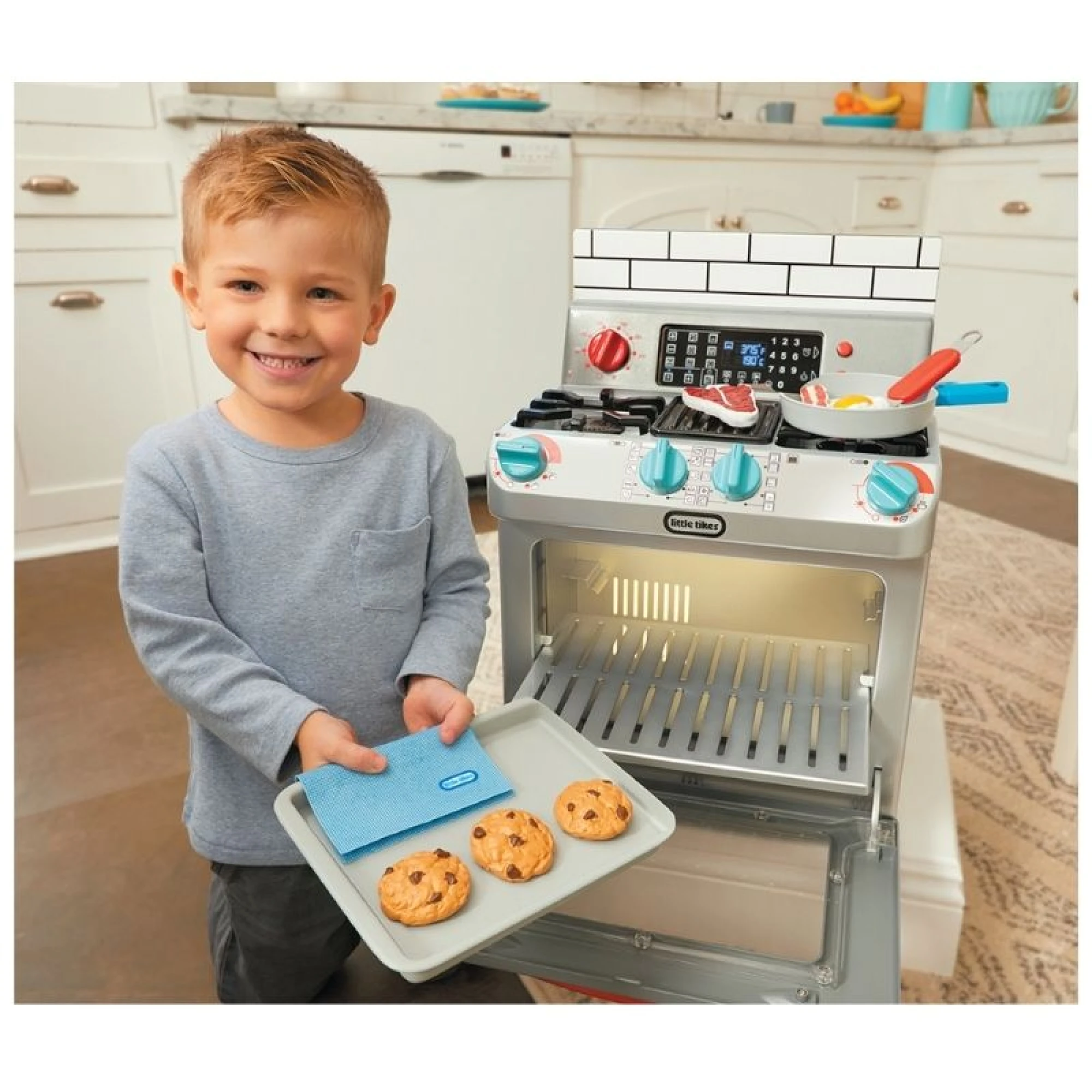 Little Tikes® First Oven